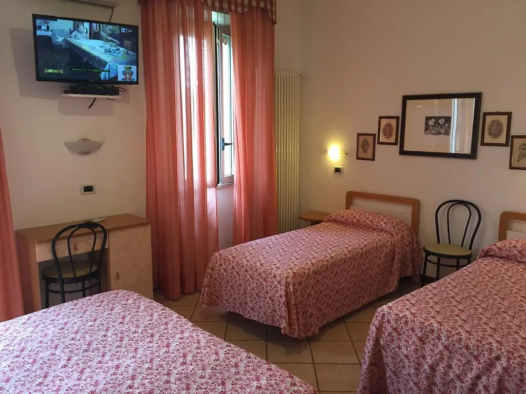 Hotel Magda Novafeltria 2*,